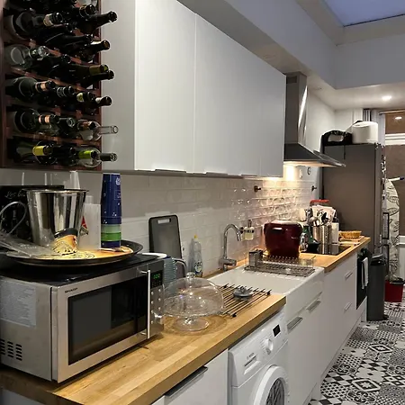 La Petite Place De La Porte D'arras