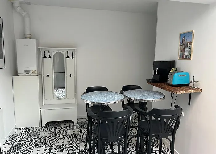 La Petite Place De La Porte D'arras Lille