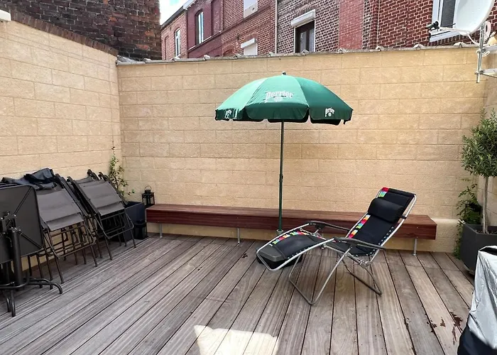 La Petite Place De La Porte D'arras Apartment